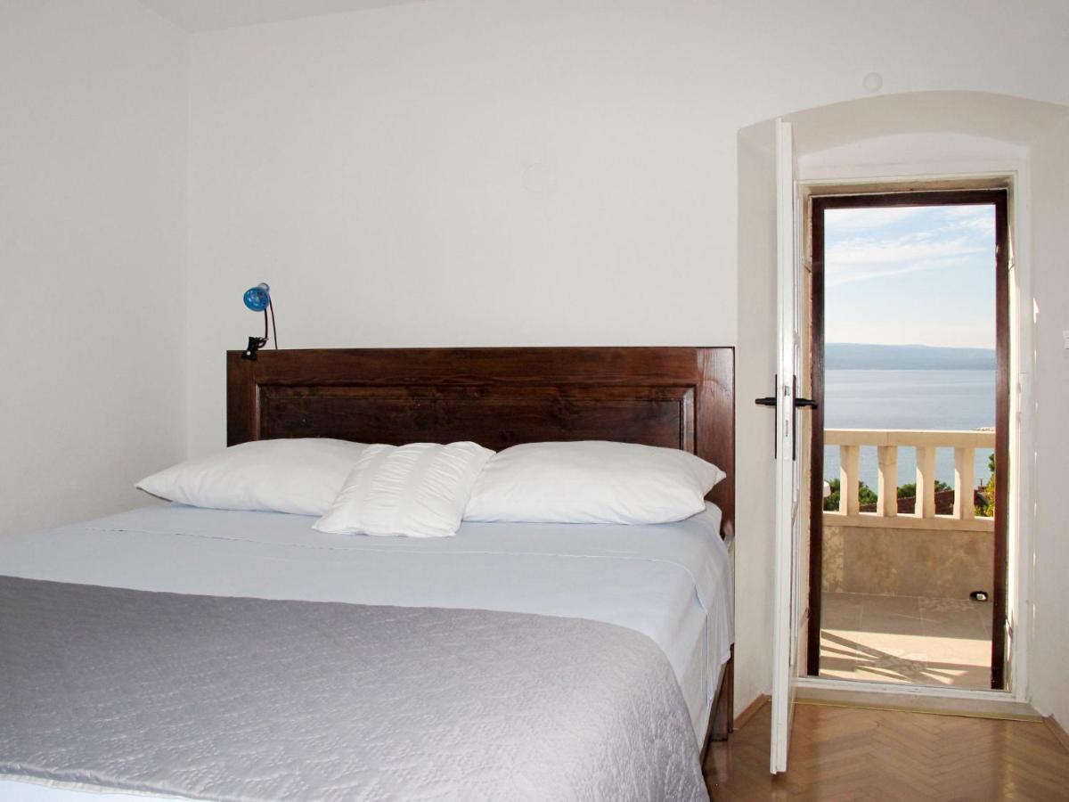 Casa vacanze Ivo - Mka230 By Interhome